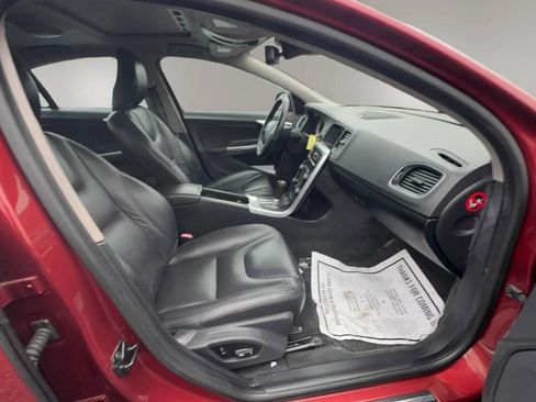 Used 2011 Volvo S60 T6 AWD/4WD image 9
