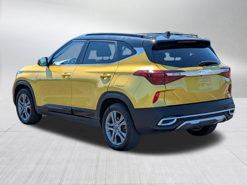 Used 2023 Kia Seltos S w/ Navigation Package AWD/4WD image 5