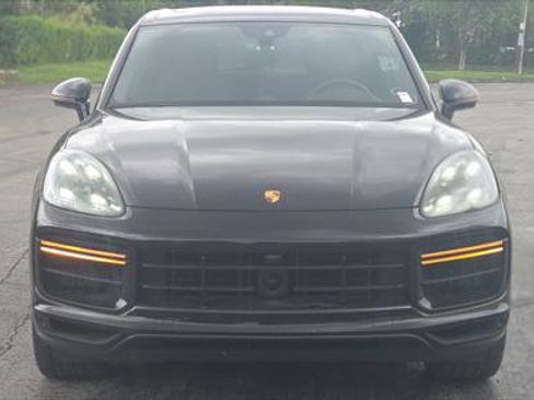 Used 2019 Porsche Cayenne Turbo w/ Premium Plus Package AWD/4WD image 11