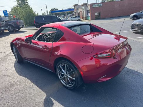 Used 2019 MAZDA MX-5 Miata RF Grand Touring RWD image 7