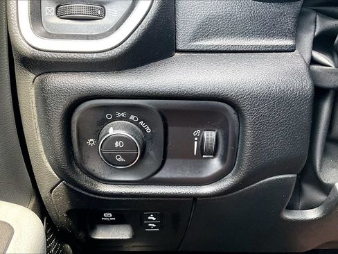 Used 2022 RAM 1500 Big Horn AWD/4WD image 27