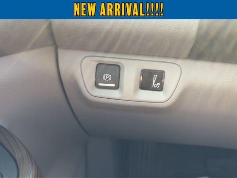 Used 2018 GMC Acadia SLE w/ LPO, Protection Package FWD image 18
