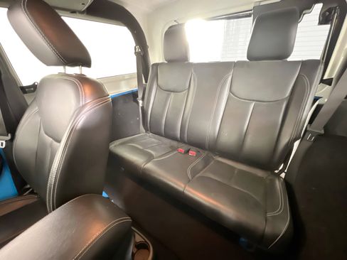 Used 2017 Jeep Wrangler Sahara w/ Quick Order Package 24E Chief image 21