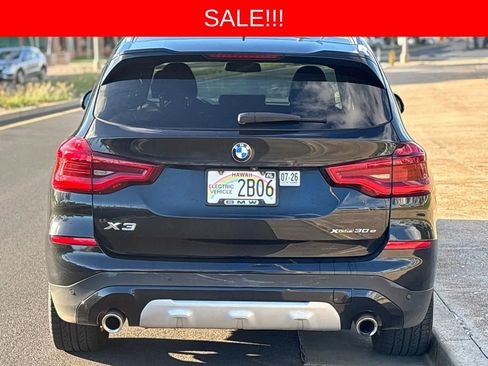 Used 2021 BMW X3 xDrive30e w/ Premium Package image 4