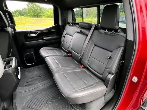 Used 2024 Chevrolet Silverado 1500 LT Trail Boss w/ LT Trail Boss Premium Package AWD/4WD image 23