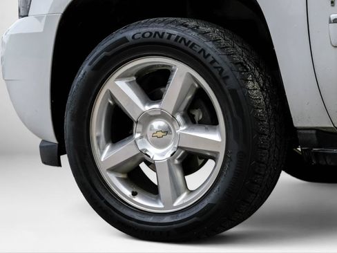Used 2011 Chevrolet Tahoe LTZ RWD image 58