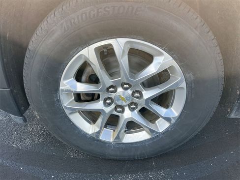 Used 2018 Chevrolet Traverse LT image 31