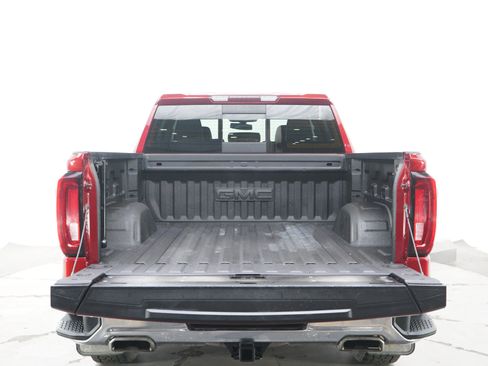Used 2022 GMC Sierra 1500 SLT w/ SLT Premium Package AWD/4WD image 16