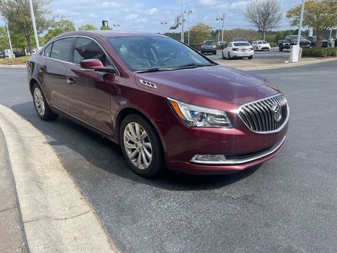 Used 2015 Buick LaCrosse Leather image 2
