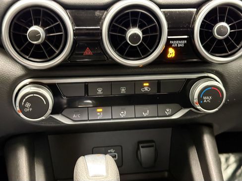 Used 2021 Nissan Sentra S image 10