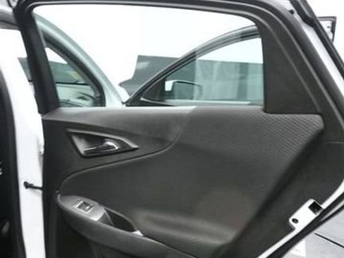 Used 2024 Chevrolet Malibu LT FWD image 11