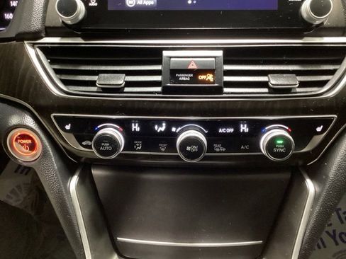 Used 2021 Honda Accord EX image 32