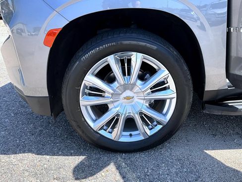 Certified 2021 Chevrolet Tahoe High Country AWD/4WD image 24