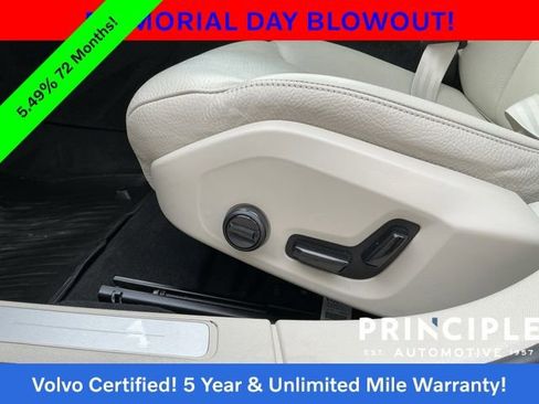 Certified 2024 Volvo S60 T8 Plus AWD/4WD image 31