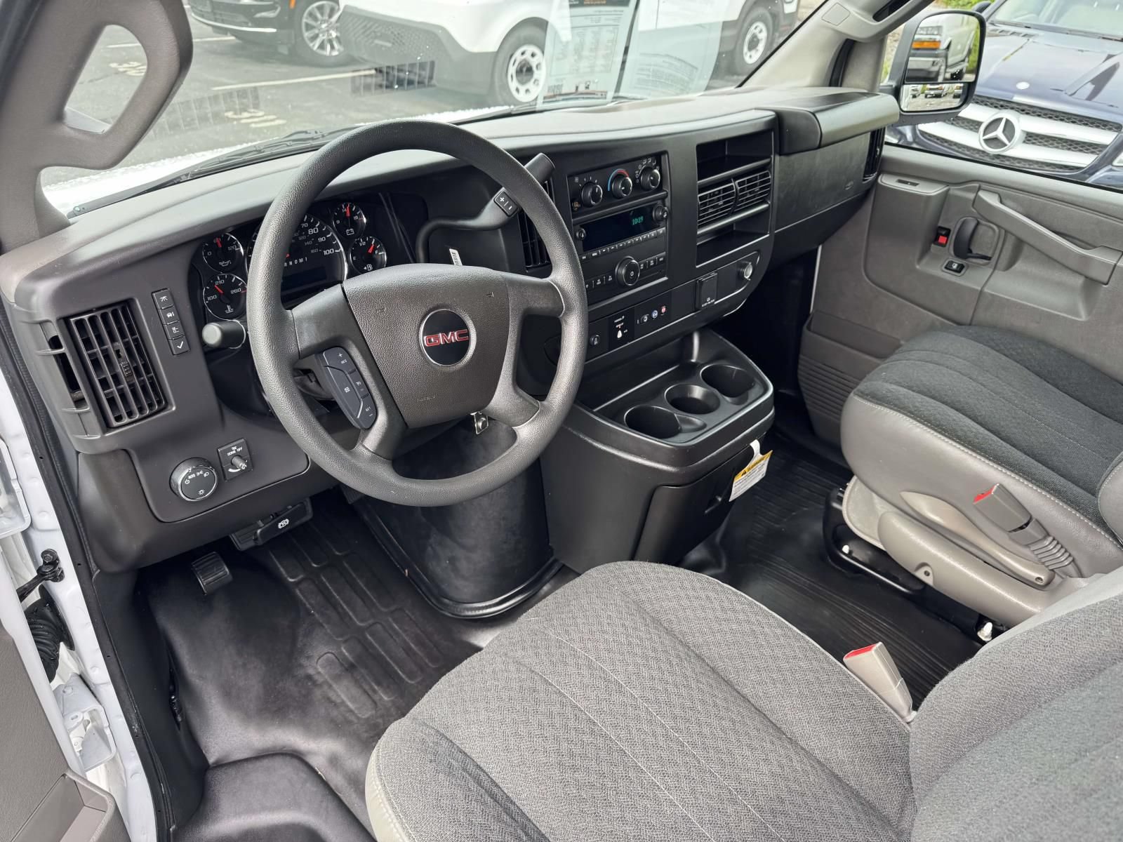 Used 2024 GMC Savana 2500 w/ Driver Convenience Package RWD image 2