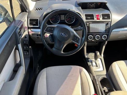 Used 2016 Subaru Forester 2.5i Premium w/ All-Weather Package image 18