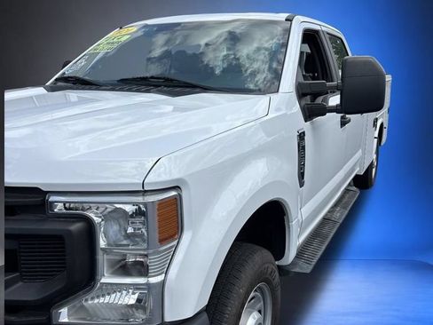 Used 2020 Ford F250 XL AWD/4WD image 2