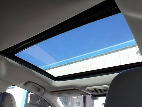 Used 2020 Subaru Ascent Limited w/ Technology Package image 30