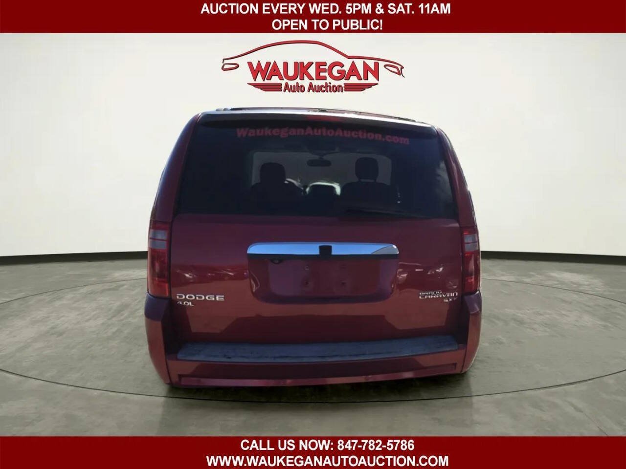 Used 2010 Dodge Grand Caravan SXT FWD image 6