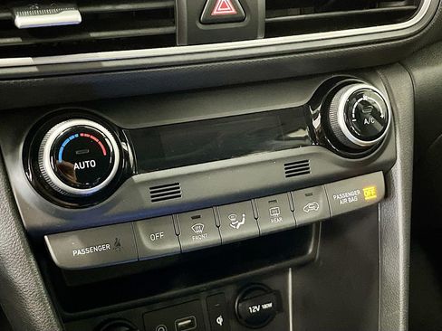 Used 2021 Hyundai Kona Ultimate image 16