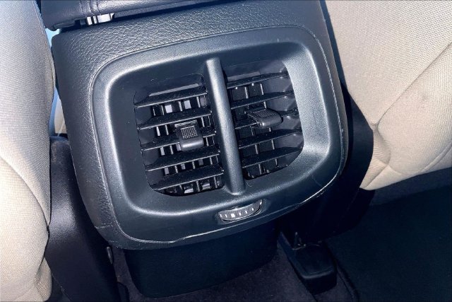 Used 2016 Jeep Cherokee Sport AWD/4WD image 25