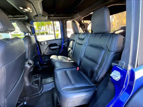 Used 2020 Jeep Wrangler Unlimited Sport S image 20