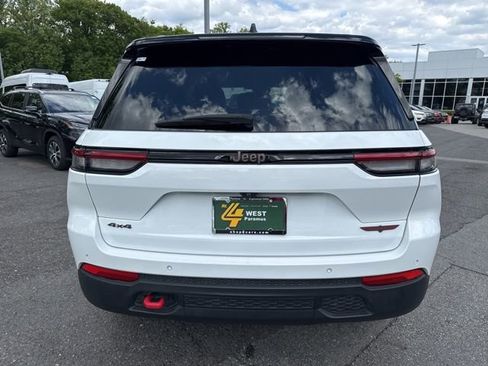 Used 2022 Jeep Grand Cherokee Trailhawk AWD/4WD image 11