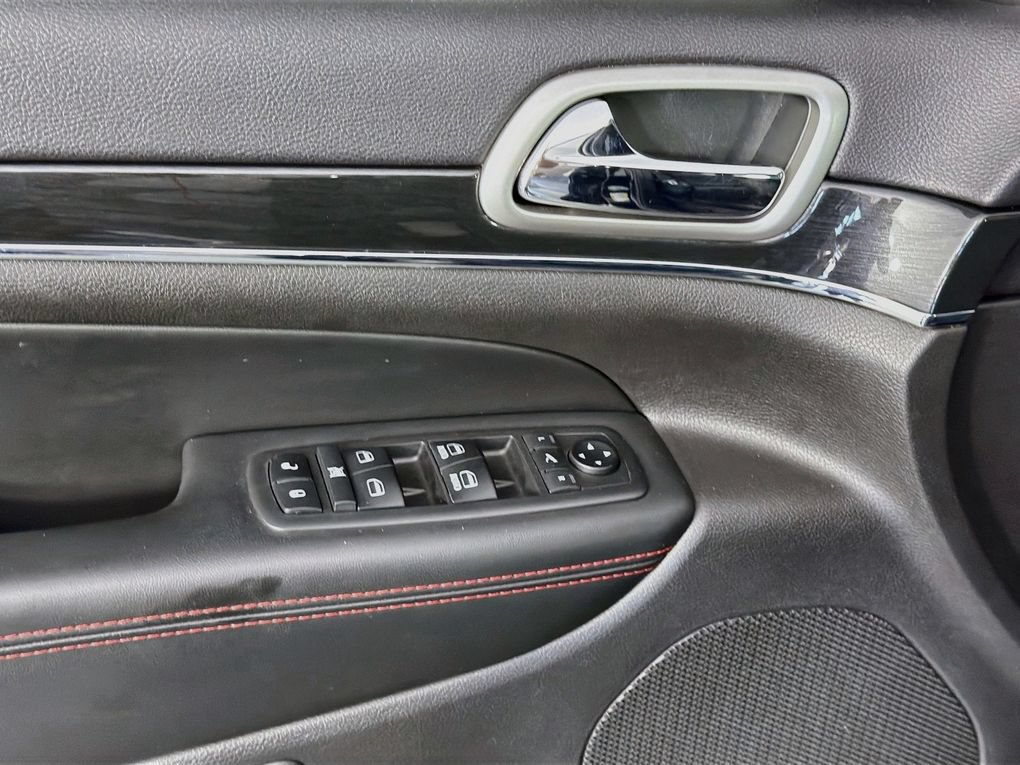 Used 2018 Jeep Grand Cherokee Trailhawk w/ Trailhawk Luxury Group AWD/4WD image 18