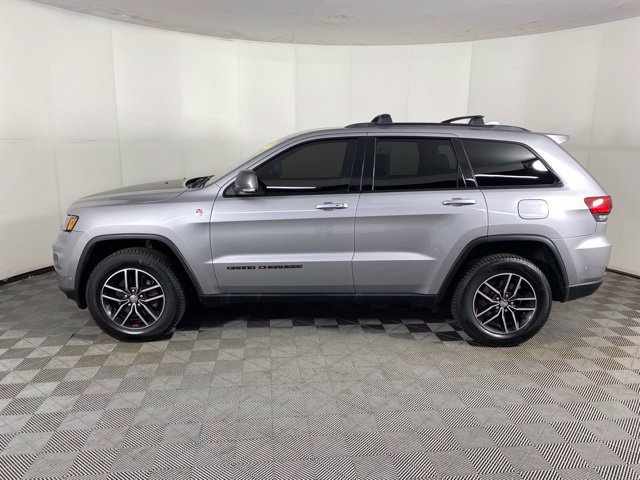 Used 2020 Jeep Grand Cherokee Trailhawk w/ Protech Group AWD/4WD image 11