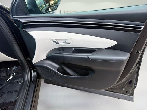 Used 2023 Hyundai Tucson SE AWD/4WD image 30