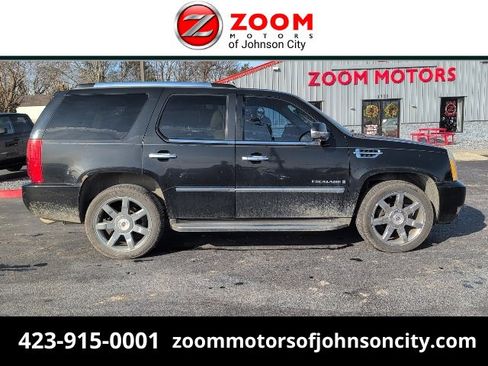 Used 2009 Cadillac Escalade Base image 1