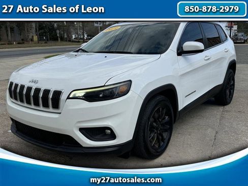Used 2019 Jeep Cherokee Latitude w/ Popular Appearance Group image 1