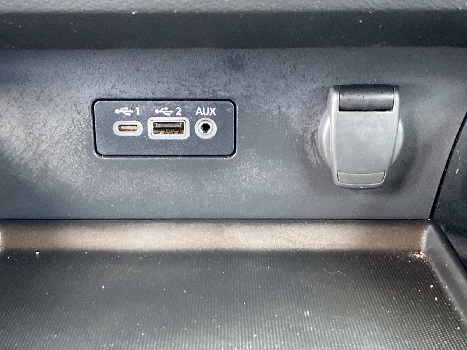 Used 2023 Nissan Altima 2.5 SV AWD/4WD image 14