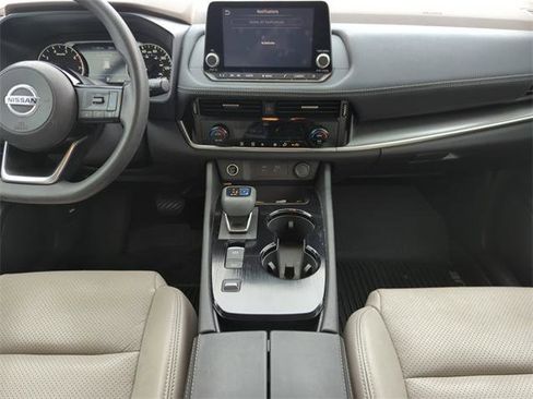 Certified 2021 Nissan Rogue SV image 21