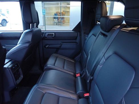 Certified 2025 Ford Bronco Outer Banks image 13