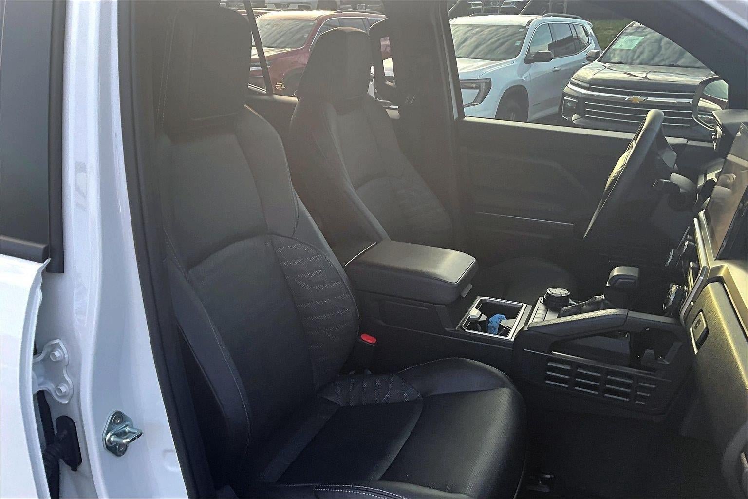 Used 2026 Toyota 4Runner TRD Off-Road Premium AWD/4WD image 7