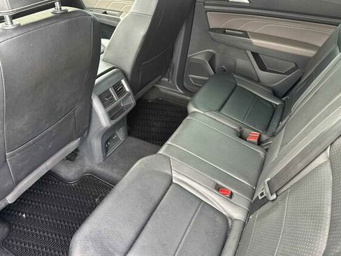 Certified 2023 Volkswagen Atlas Cross Sport SE w/ Panoramic Sunroof Package image 12