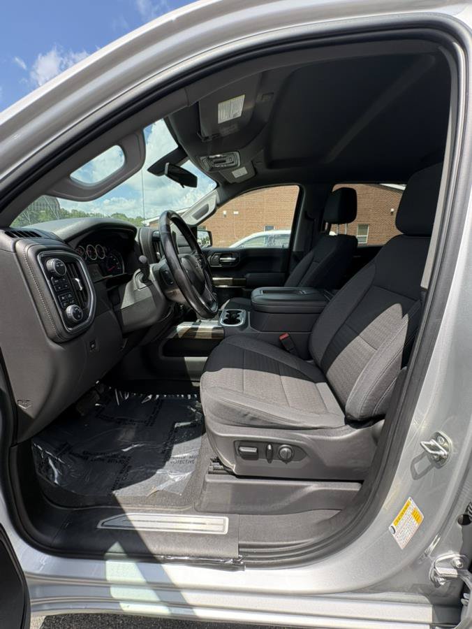 Used 2020 Chevrolet Silverado 1500 RST AWD/4WD image 10
