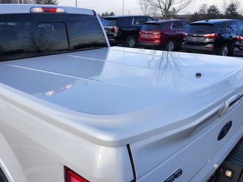 Used 2015 Ford F150 Lariat image 27