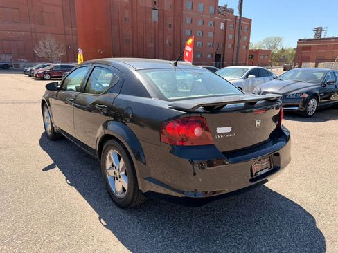 Used 2013 Dodge Avenger SE FWD image 6