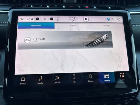 Used 2023 Jeep Grand Cherokee Limited image 32