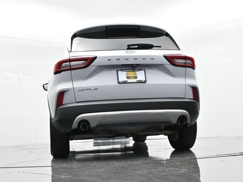 Certified 2025 Ford Escape Active FWD image 22