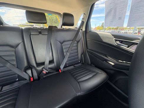 Used 2024 Ford Edge SEL AWD/4WD image 38