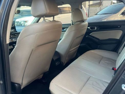Used 2022 Honda Civic Touring image 6