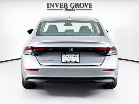 Used 2023 Honda Accord EX image 6