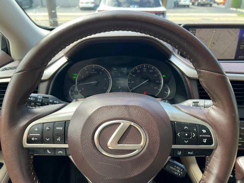 Used 2019 Lexus RX 350 AWD w/ Navigation Package image 18