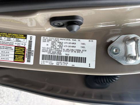 New 2026 Toyota Tundra Limited AWD/4WD image 31