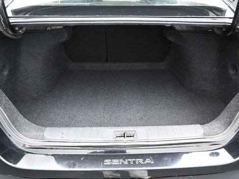 Used 2022 Nissan Sentra SV FWD image 30