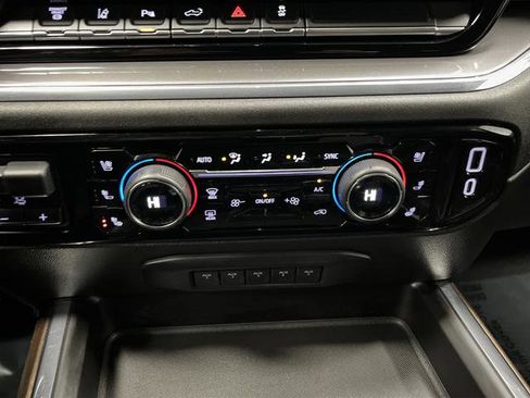 Used 2024 Chevrolet Silverado 2500 High Country w/ LPO, Dark Essentials Package image 21