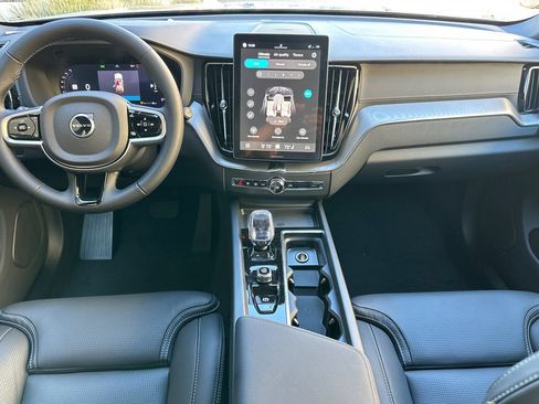 New 2026 Volvo XC60 B5 Ultra w/ Protection Package Premier AWD/4WD image 14